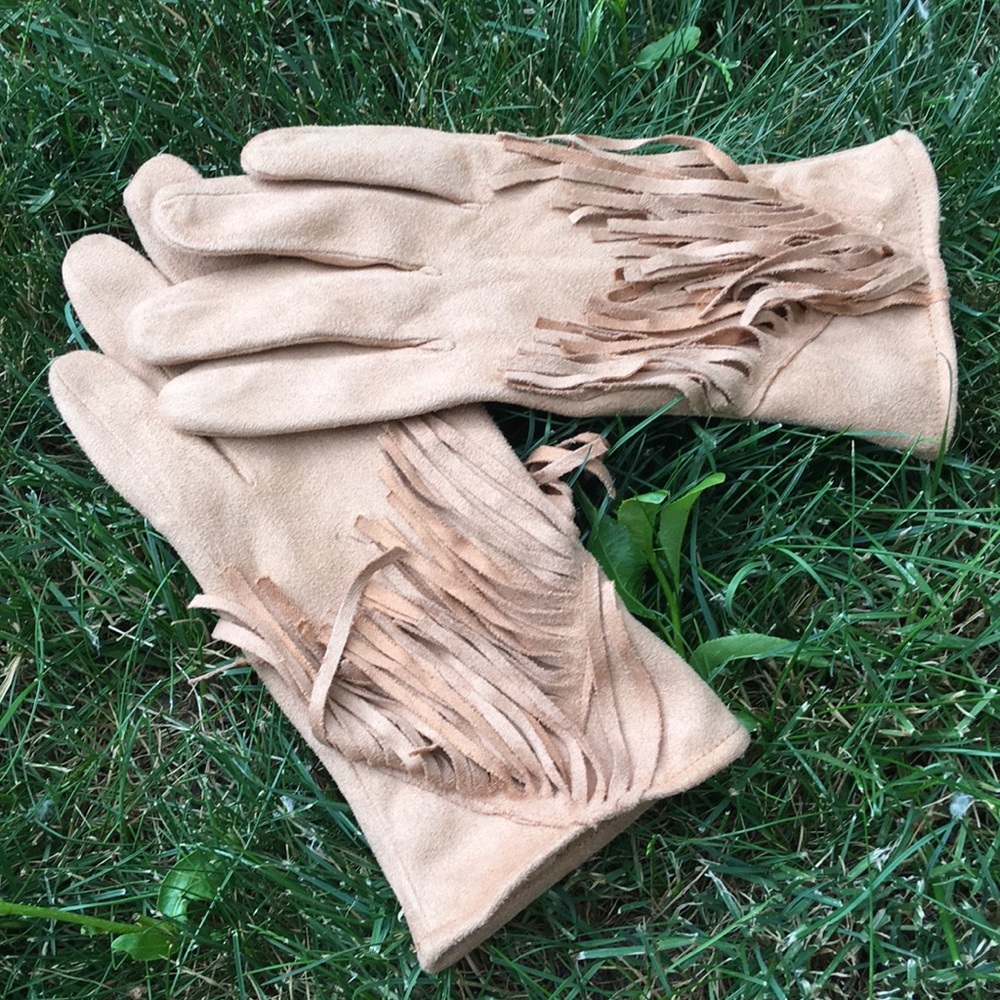 Suede Fringe Gloves